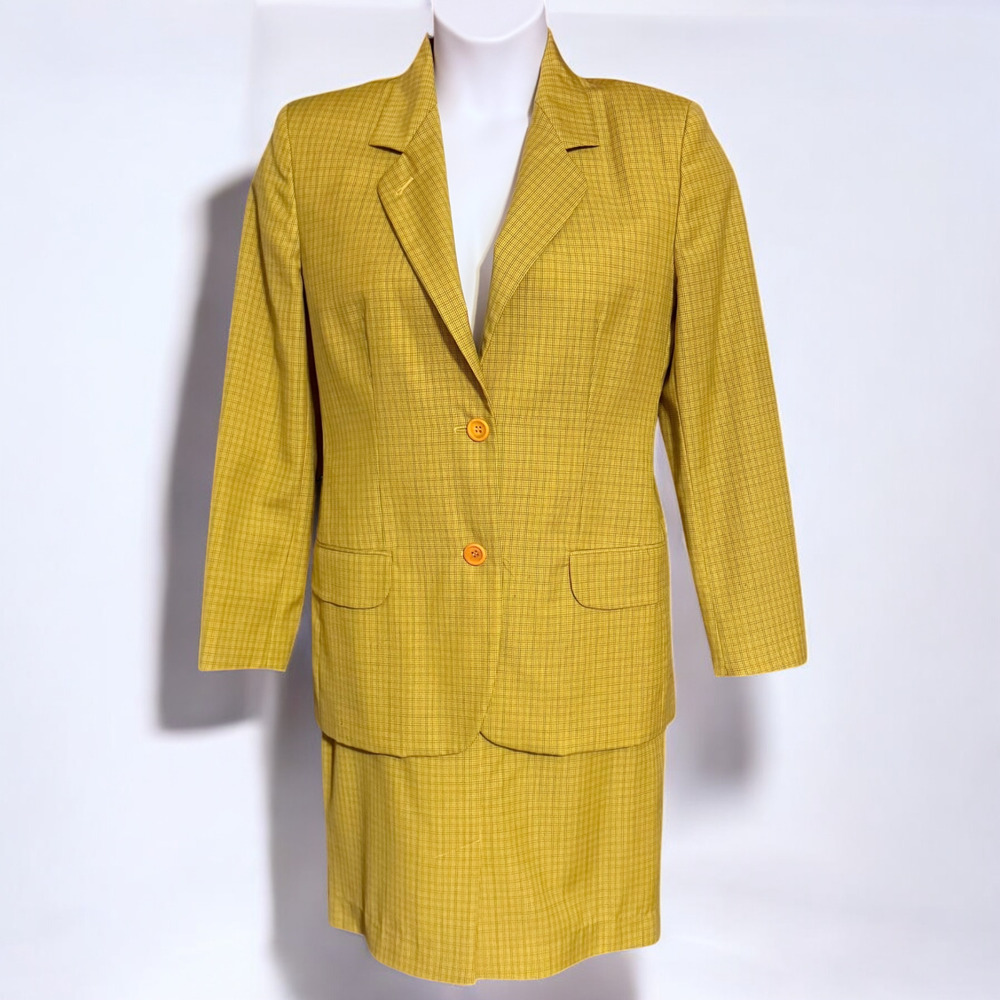 90s Gerani Italian Wool Skirt Suit Size M Saffron Yellow Retro Preppy Minimalist